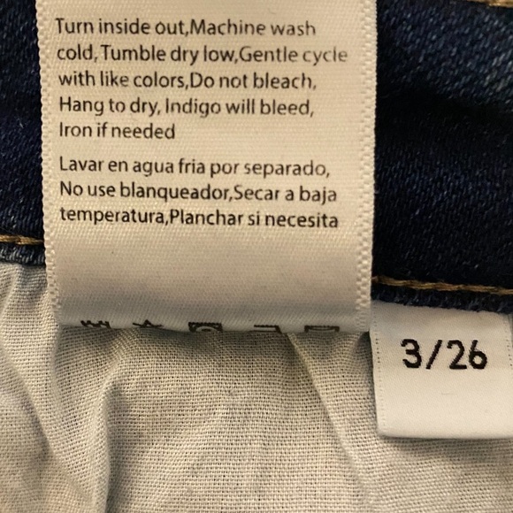 Risen Jeans High Rise Button Fly Straight Leg Raw Hem Size 26 Medium Was - Picture 8 of 10